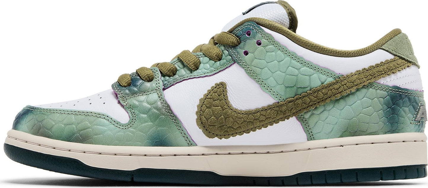 Nike SB Dunk Low Alexis Sablone Chameleon