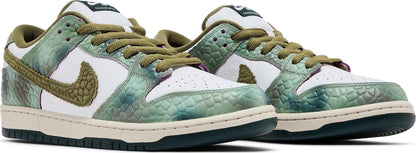 Nike SB Dunk Low Alexis Sablone Chameleon