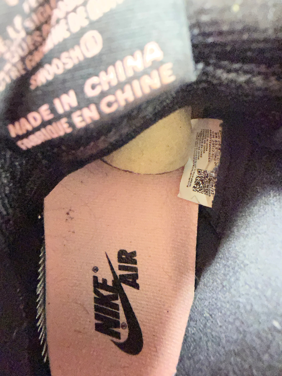 Jordan 1 Retro High OG Bleached Coral