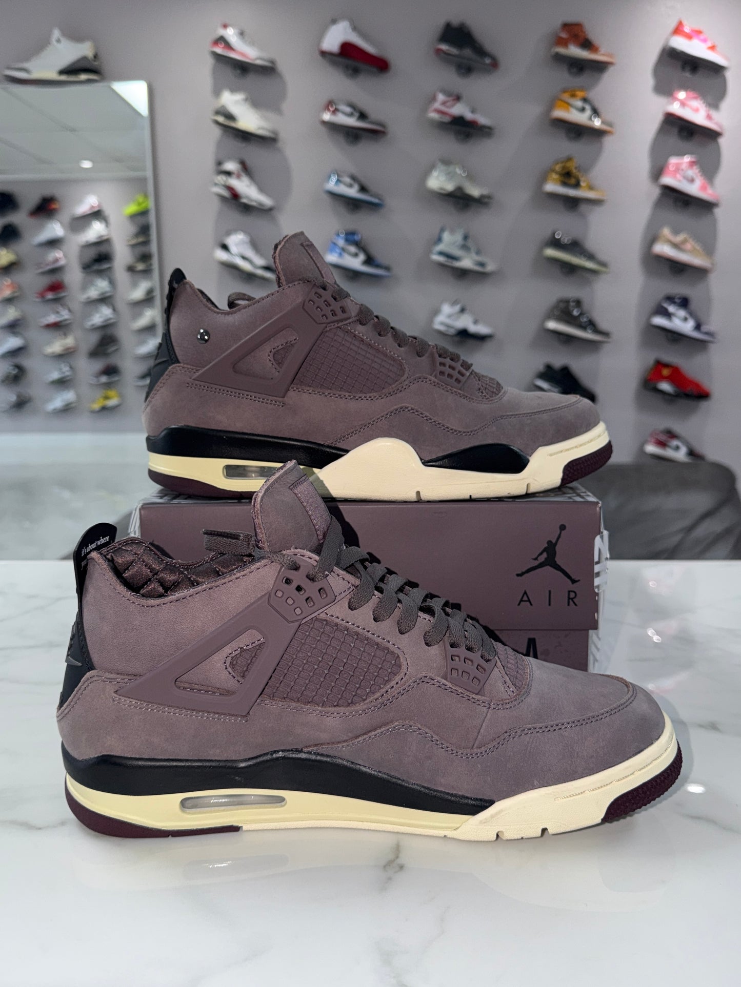 Jordan 4 Retro SP A Ma Maniére Violet Ore