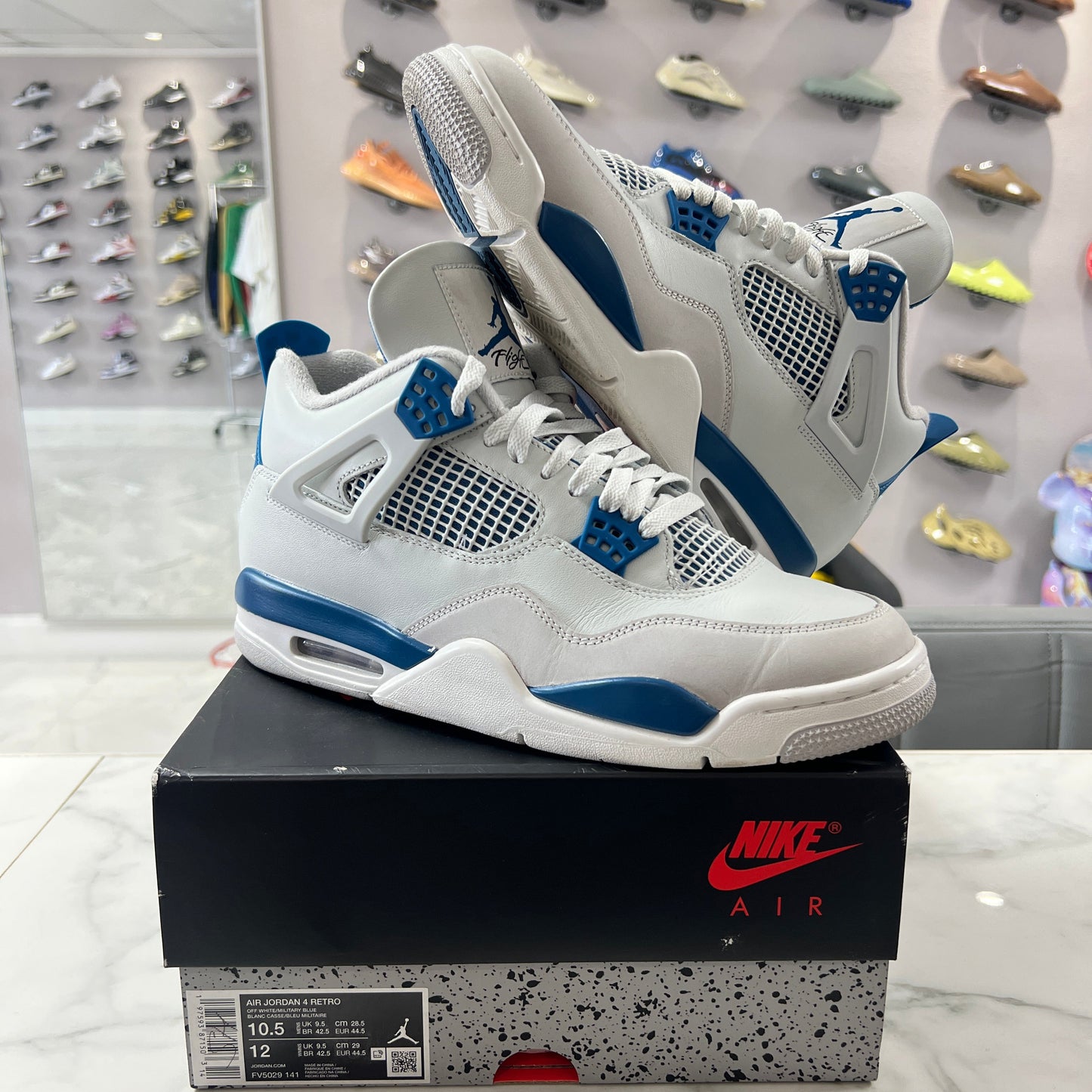 Jordan 4 Retro Military Blue (PREOWNED)