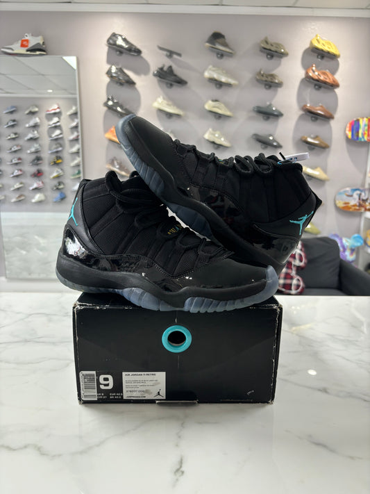 Jordan 11 Retro Gamma Blue (PREOWNED)