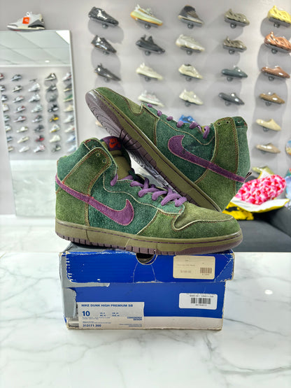 Nike SB Dunk High Skunk 420 (PREOWNED)