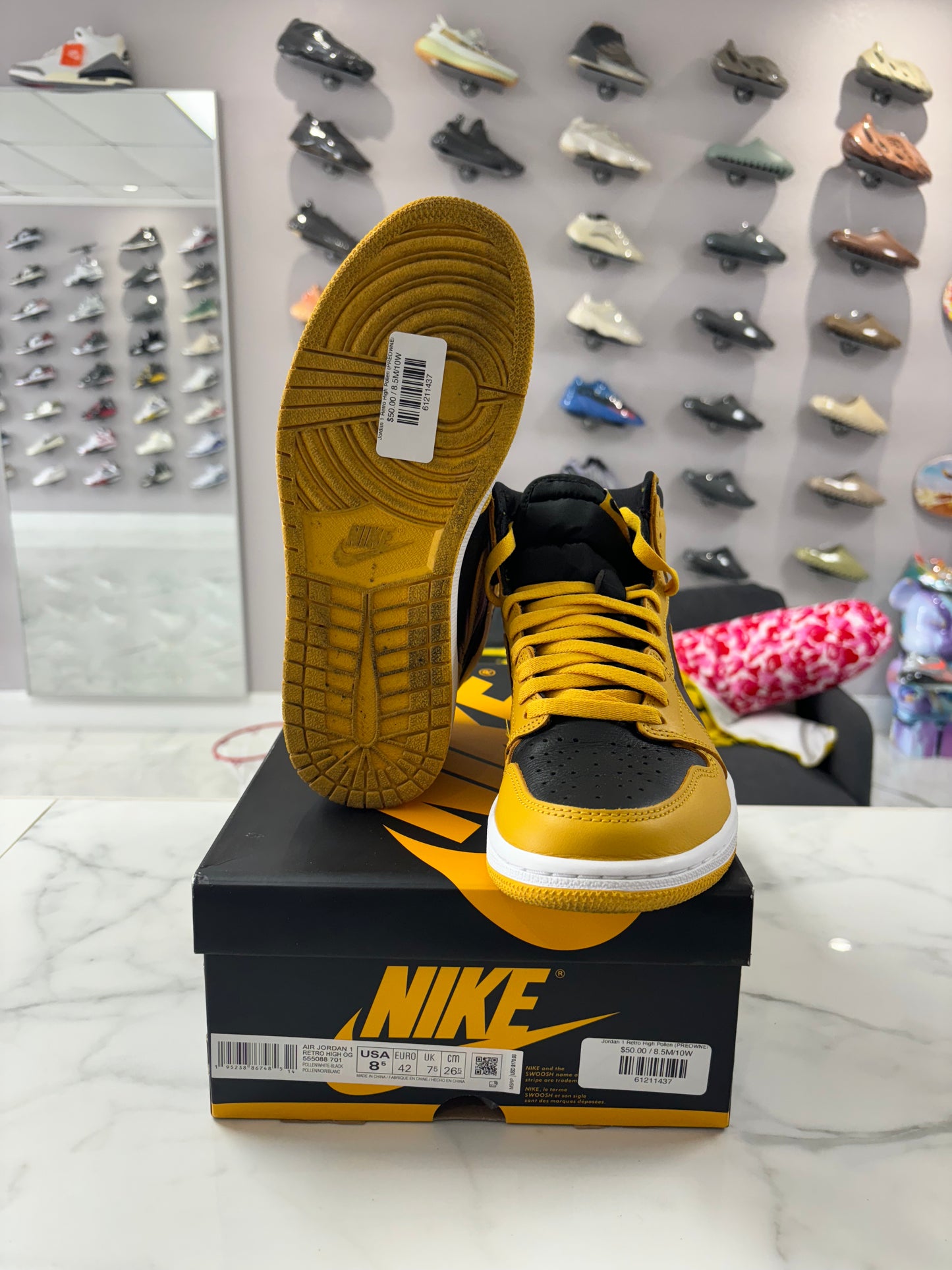 Jordan 1 Retro High Pollen (PREOWNED)