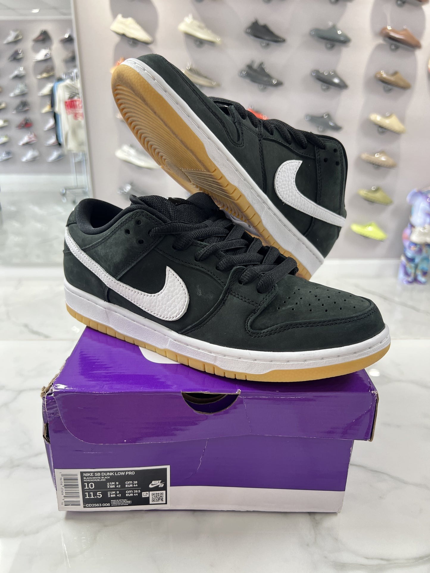 Nike SB Dunk Low Pro Black Gum (PREOWNED)