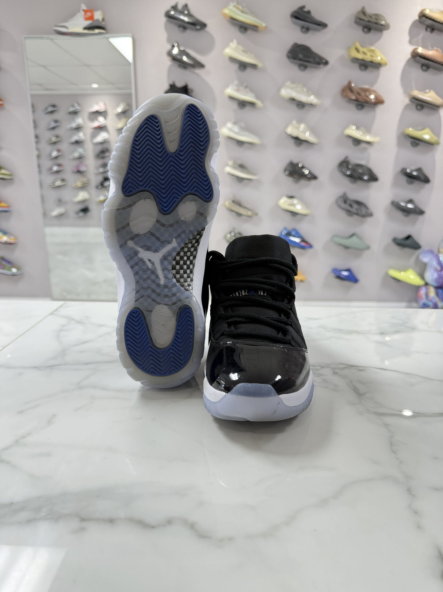 Jordan 11 Retro Low Space Jam (PREOWNED)