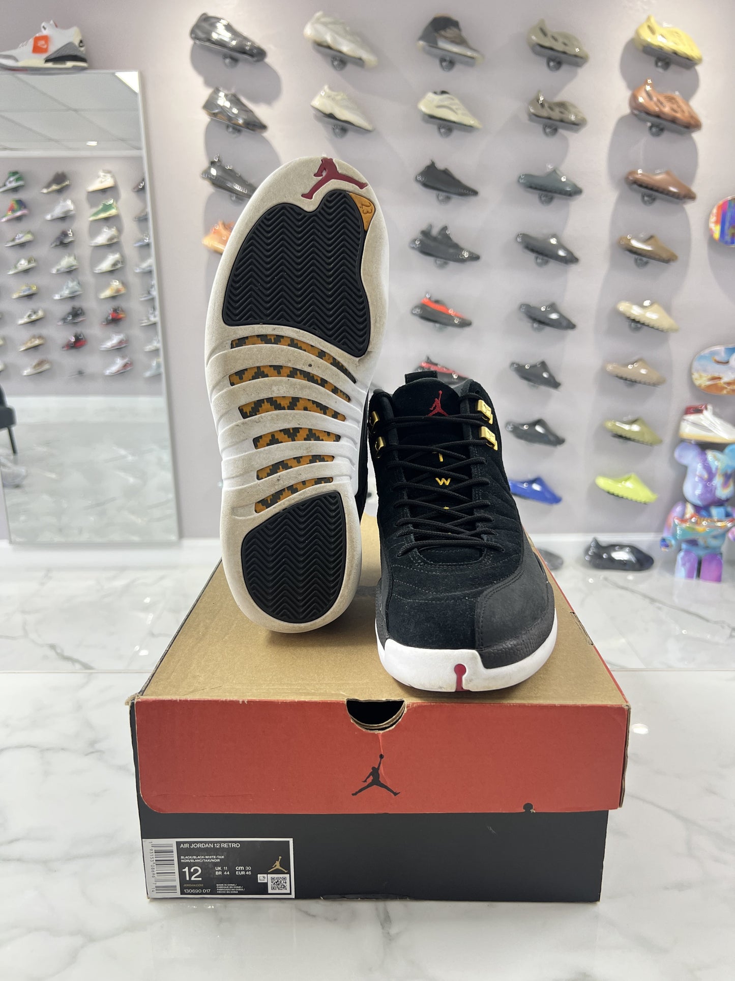 Jordan 12 Retro Reverse Taxi (PREOWNED)