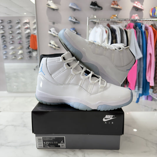 Jordan 11 Retro Legend Blue (2024) (PREOWNED)
