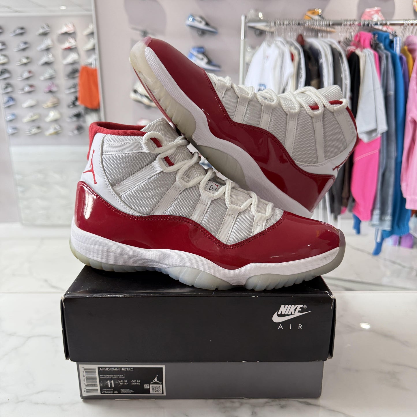 Jordan 11 Retro Cherry (2022) (PREOWNED)