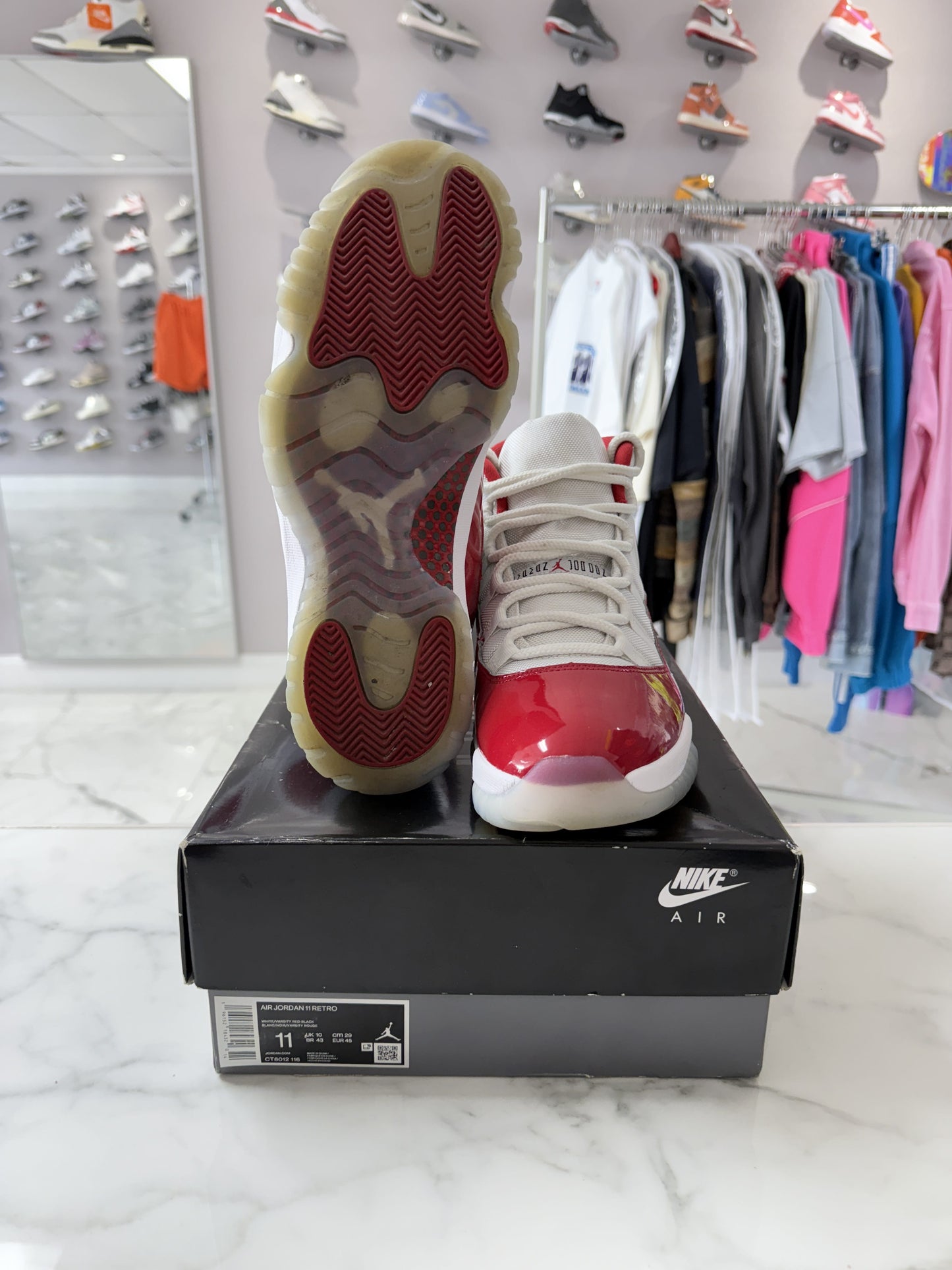 Jordan 11 Retro Cherry (2022) (PREOWNED)