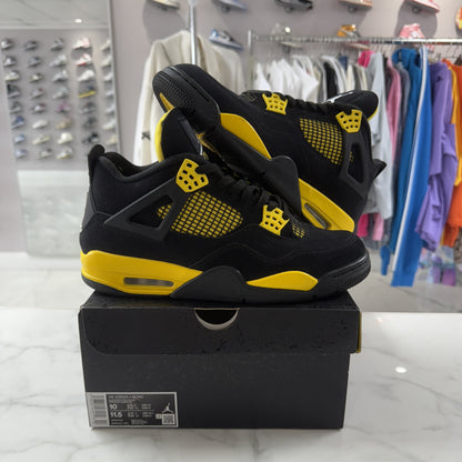 Jordan 4 Retro Thunder (2023) (PREOWNED)