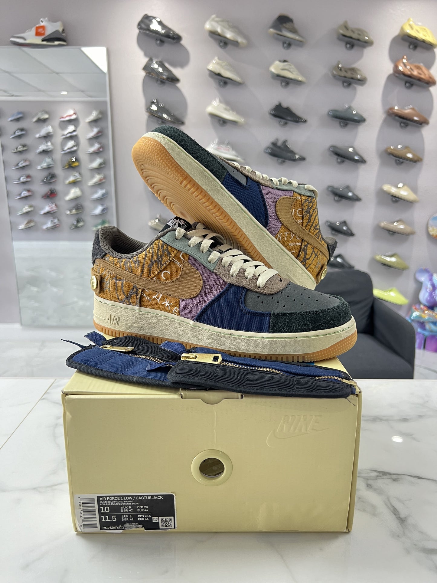 Nike Air Force 1 Low Travis Scott Cactus Jack (PREOWNED)