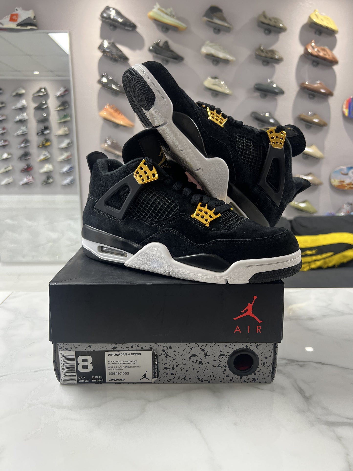 Jordan 4 Retro Royalty (PREOWNED)