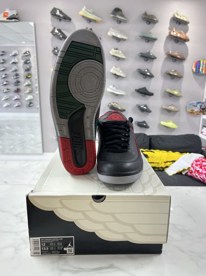 Jordan 2 Retro Low Christmas (PREOWNED)