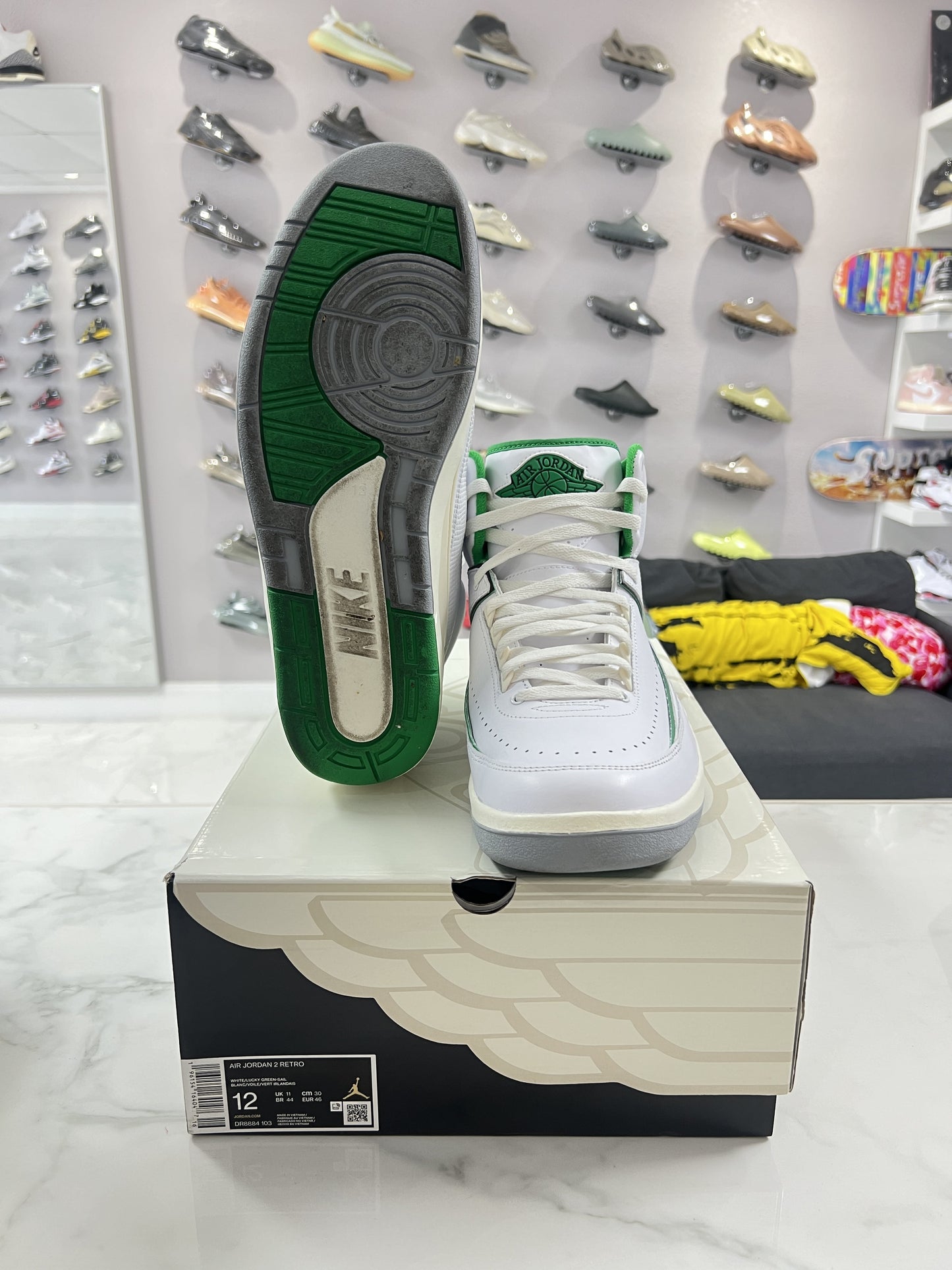 Jordan 2 Retro Lucky Green (PREOWNED)