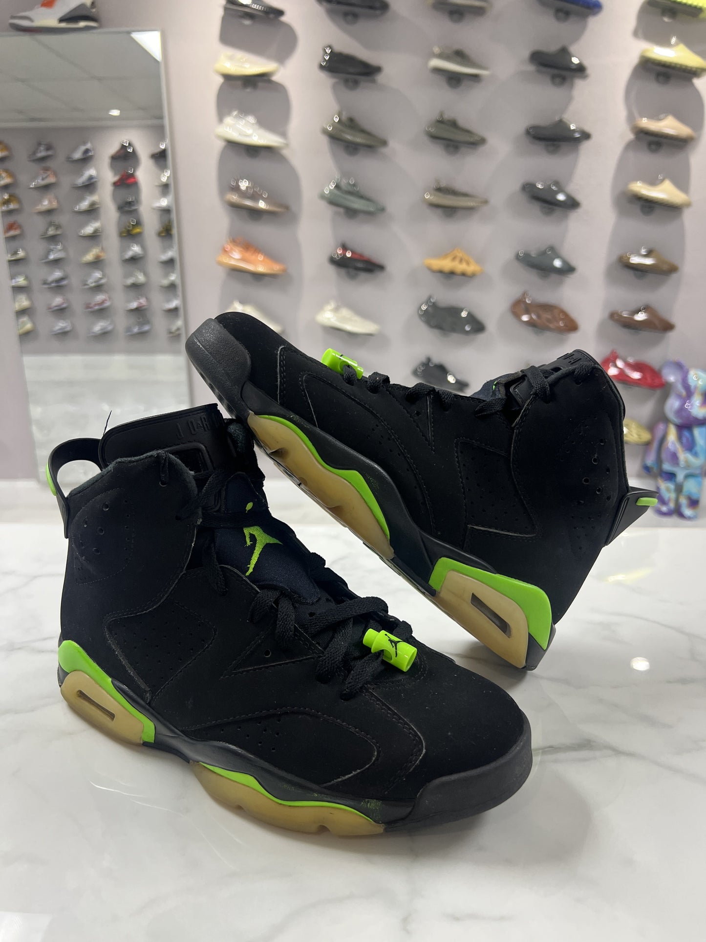 Jordan 6 Retro Electric Green (PREOWNED)