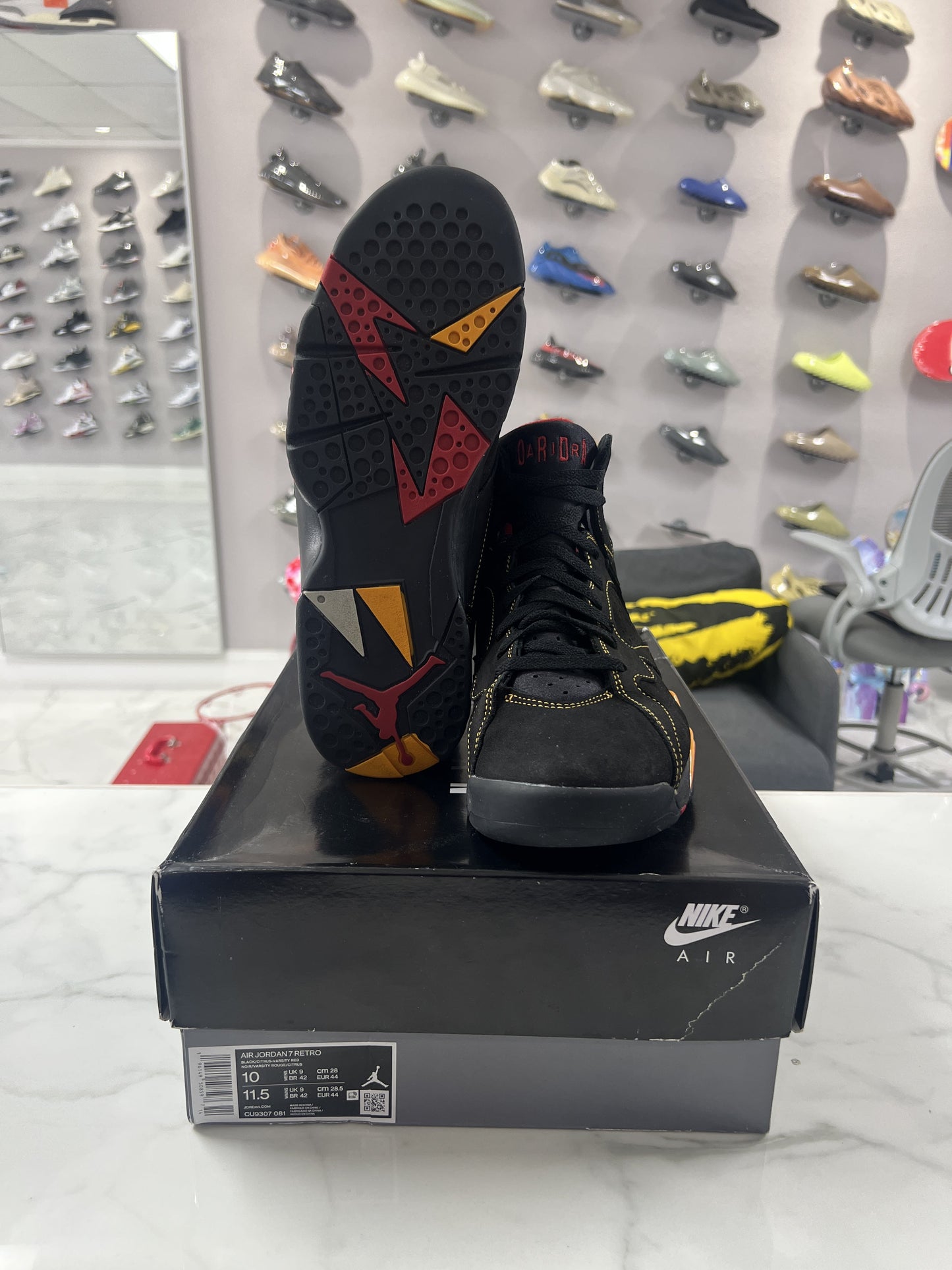 Jordan 7 Retro Citrus (2022) (PREOWNED)