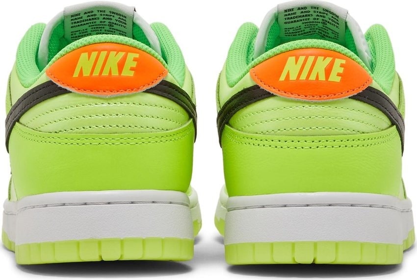 Nike Dunk Low SE Splash Volt