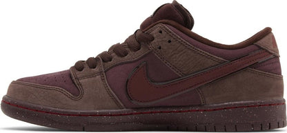 Nike SB Dunk Low City Of Love Burgundy Crush