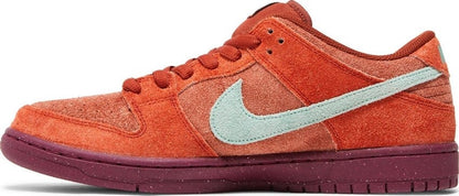 Nike SB Dunk Low Mystic Red Rosewood