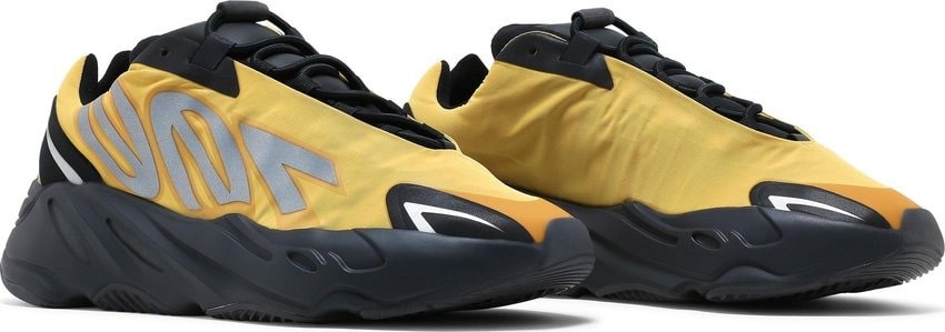 Yeezy Boost 700 MNVN Honey Flux