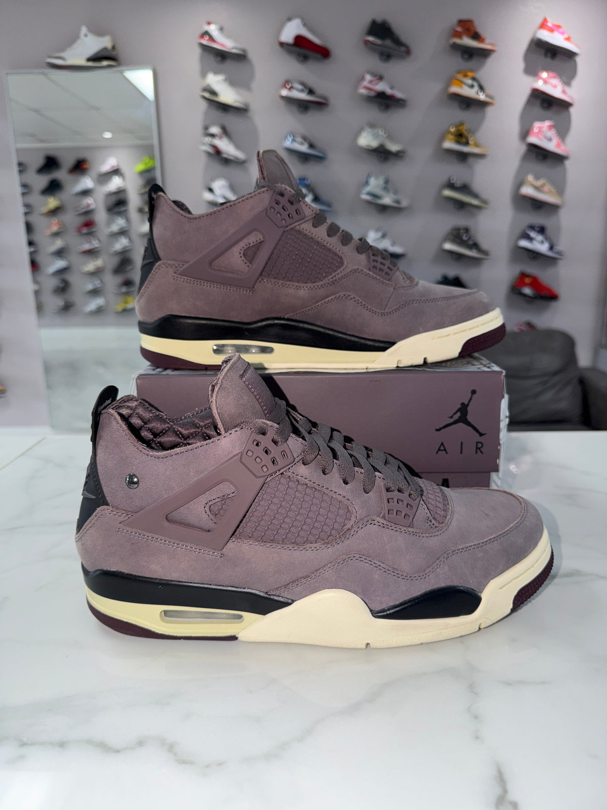 Jordan 4 Retro SP A Ma Maniére Violet Ore