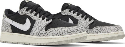 Jordan 1 Retro Low OG Black Cement (GS)