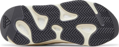 Yeezy Boost 700 Analog